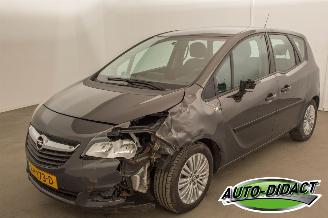 damaged passenger cars Opel Meriva 1.4 Airco Turbo Edition 2014/2