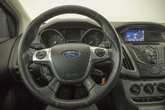 Ford Focus 1.0 Navi Motor schade EcoBoost Edition picture 6