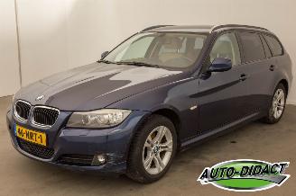 Coche accidentado BMW 3-serie 320i Automaat Leer Motorschade Business Line 2010/11