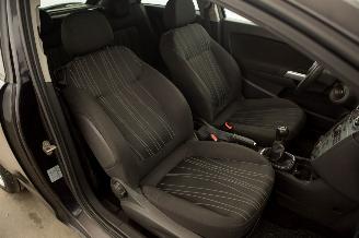 Opel Corsa 1.2-16V Airco Business picture 24