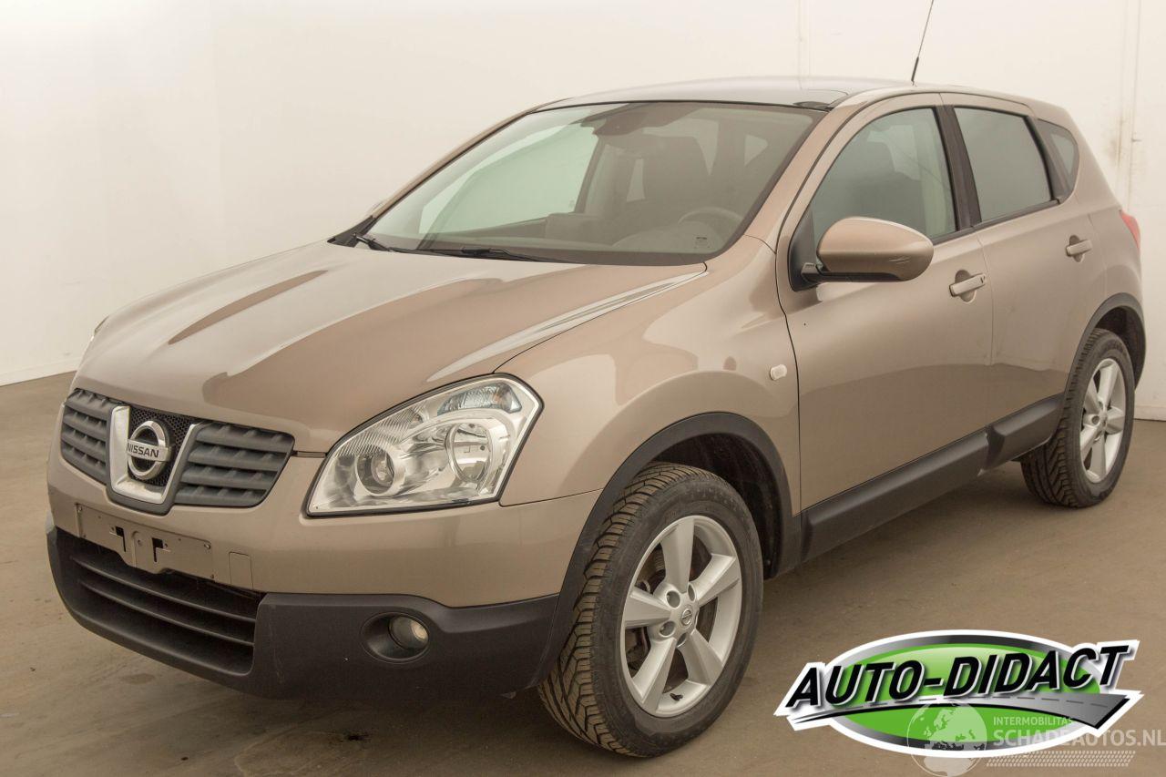 Nissan Qashqai 2.0 Pano 4WD