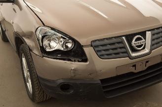 Nissan Qashqai 2.0 Pano 4WD picture 35