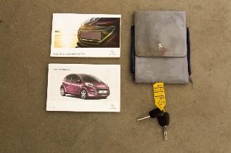 Peugeot 107  picture 22