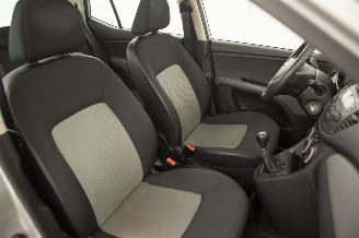 Hyundai I-10 1.1 Active picture 22
