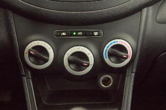 Hyundai I-10 1.1 Active picture 8