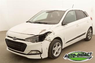 Damaged car Hyundai I-20 1.0 T-GDI Navi 2018/2