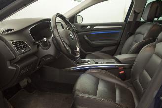 Renault Mégane Estate 1.6 E-tech Plug in Hybrid 160 business picture 24