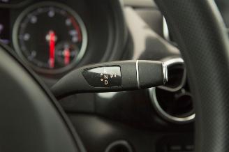 Mercedes B-klasse 220D motorkapot Ambition picture 14
