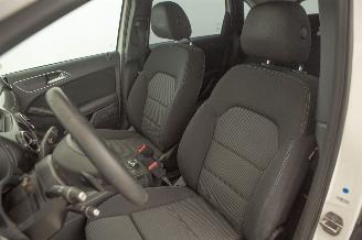 Mercedes B-klasse 220D motorkapot Ambition picture 23
