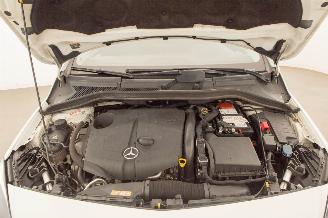 Mercedes B-klasse 220D motorkapot Ambition picture 19