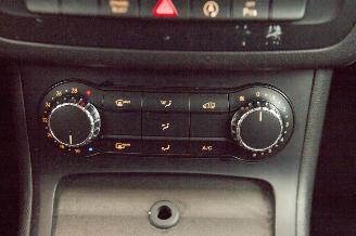 Mercedes B-klasse 220D motorkapot Ambition picture 8