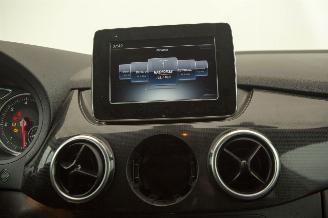 Mercedes B-klasse 220D motorkapot Ambition picture 7