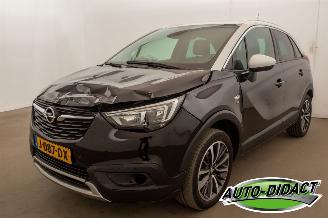Schadeauto Opel Crossland X 1.2 Automaat Turbo Innovation 2019/2