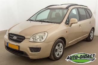 Schadeauto Kia Carens 2.0 automaat 7 Persoons 2008/2