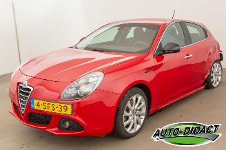 Unfallwagen Alfa Romeo Giulietta 1.4T Automaat Business Executive 2013/9