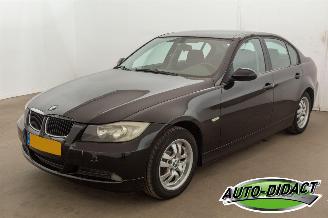 Unfallwagen BMW 3-serie 318i Airco 2007/5