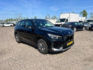 BMW iX1 EDrive 20 67KWH picture 2