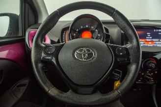 Toyota Aygo 1.0 VVT-i 77.320 km x-cite picture 11