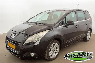 Auto incidentate Peugeot 5008 1.6 THP GT 7P. Leer 2011/4