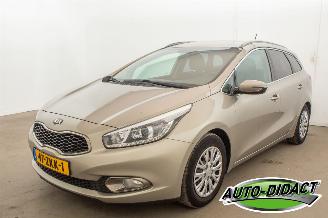 Coche accidentado Kia Cee d Sportwagon 1.6 GDI Navi Plus Pack 2012/12