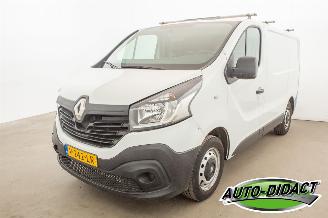 dañado vehículos comerciales Renault Trafic 1.6 dCi T27 L1H1 Airco 2018/2