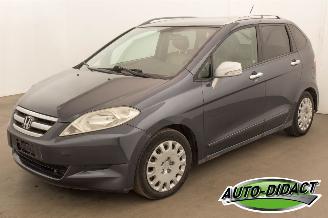 škoda osobní automobily Honda Fr-v 2.2 2007/7