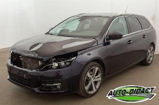 Vaurioauto  passenger cars Peugeot 308 1.2 PureTech 76.699 km 2019/2