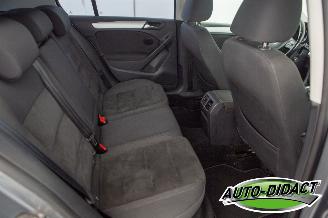 Volkswagen Golf 1.2 TSI Automaat Highline Bluemotion picture 35