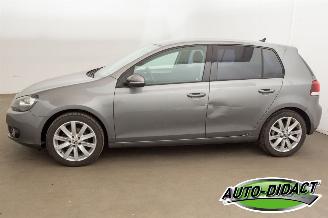 Volkswagen Golf 1.2 TSI Automaat Highline Bluemotion picture 44