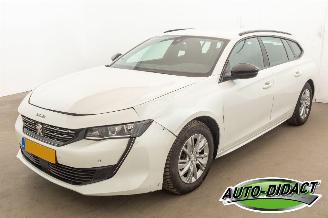 krockskadad bil auto Peugeot 508 SW 1.2 Automaat Puretech Active Pack Business 2022/3
