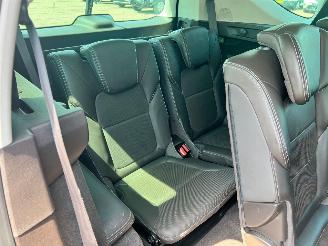 Renault Espace 1.6 dCi Automaat 7p Motorschade picture 28