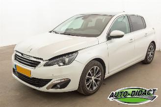 Damaged car Peugeot 308 1.6 THP Allure Pano Clima Navi 2013/12