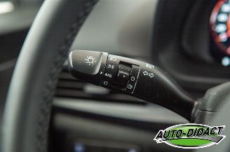 Hyundai Bayon 1.0 T-GDI 6555 km Clima Navi Digi Dash Camera Premium picture 18