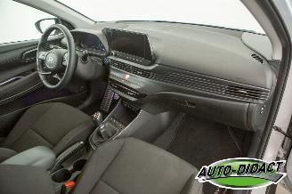 Hyundai Bayon 1.0 T-GDI 6555 km Clima Navi Digi Dash Camera Premium picture 20