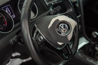 Volkswagen Golf 1.0 TSI 80.136 km Carpas Navi Camera picture 32