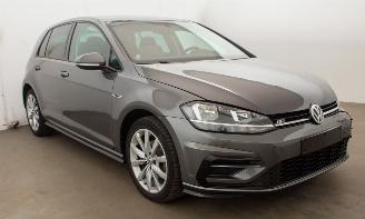 Volkswagen Golf 1.0 TSI 80.136 km Carpas Navi Camera picture 2