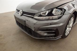 Volkswagen Golf 1.0 TSI 80.136 km Carpas Navi Camera picture 36