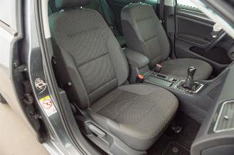 Volkswagen Golf 1.0 TSI 80.136 km Carpas Navi Camera picture 23