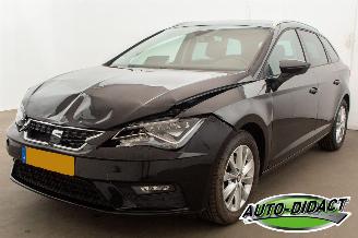 Voiture accidenté Seat Leon 1.5 TSI Automaat Clima Digi Dash Style Ultimate Edition 2020/2