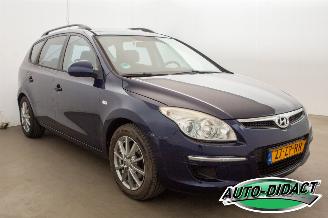 Hyundai I-30 CW 1.6i Airco Camera Active Cool picture 2