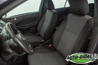 Hyundai I-20 1.2 Airco picture 24