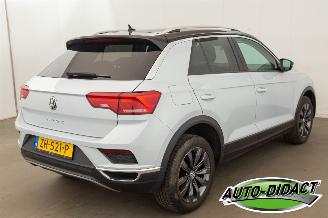 Volkswagen T-Roc 2.0 TDI Automaat Clima Navi Style Business picture 4