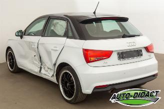 Audi A1 1.0 TFSI 112.246 km Airco Navi picture 3