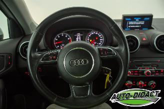 Audi A1 1.0 TFSI 112.246 km Airco Navi picture 5