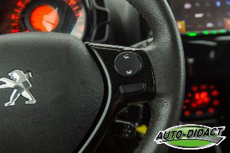 Peugeot 108 1.2 VTi Allure Clima Cruise Control picture 13