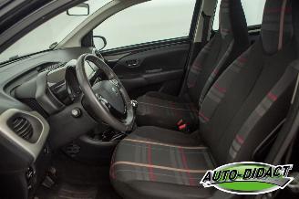 Peugeot 108 1.2 VTi Allure Clima Cruise Control picture 23