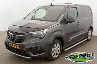 skadebil bedrijf Opel Combo 1.5D L1H1 Airco Navi Camera Innovation 2020/9