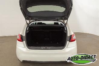 Peugeot 308 1.2 Clima Navi Pano Camera picture 41