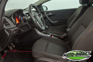 Opel Astra GTC 1.4 Turbo Sport Clima picture 21