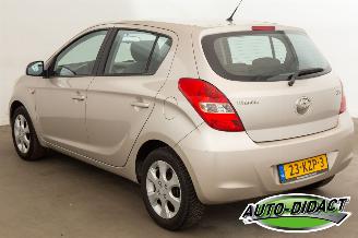 Hyundai I-20 1.2i Clima Business Edition picture 3